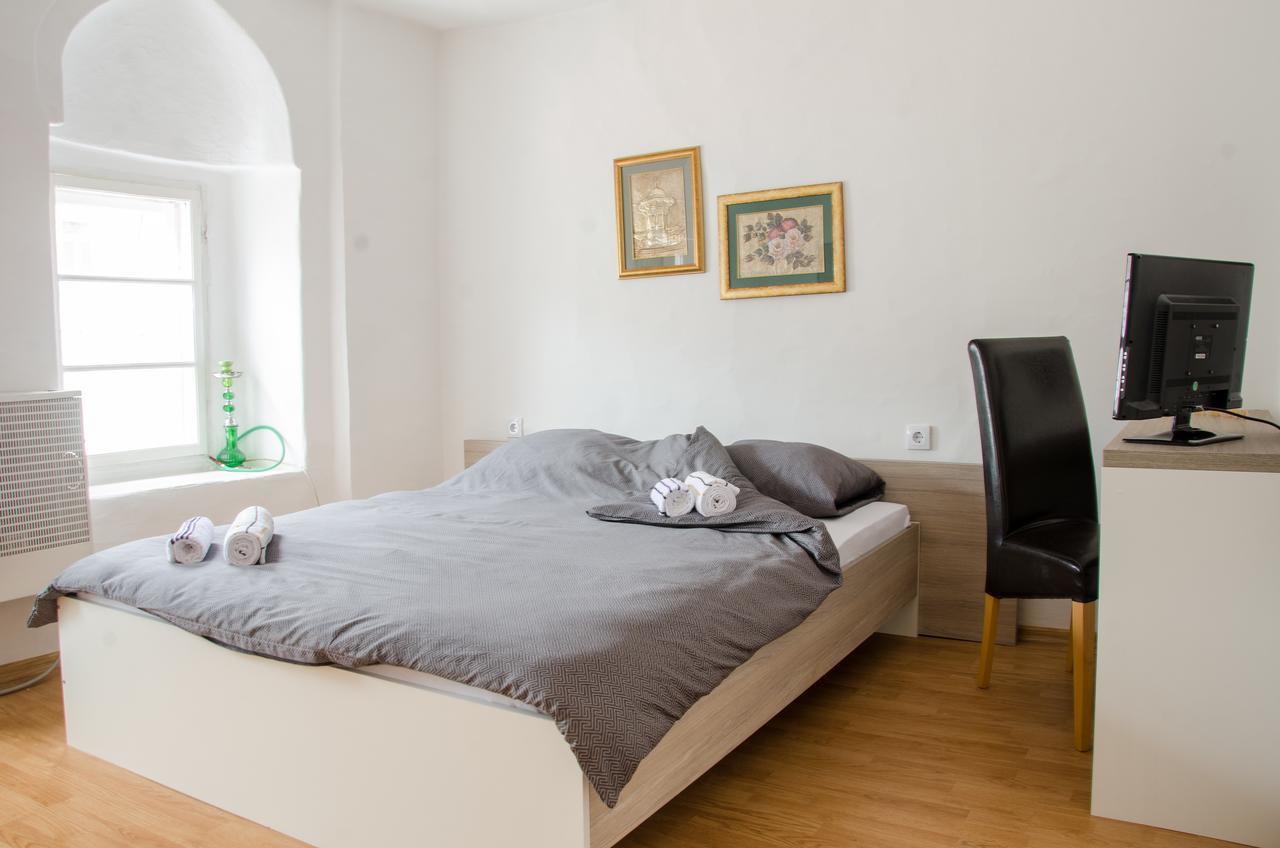 Guesthouse Unique Сараево Экстерьер фото