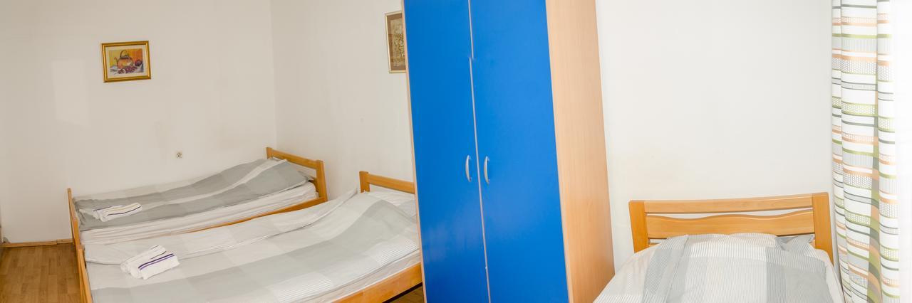 Guesthouse Unique Сараево Экстерьер фото